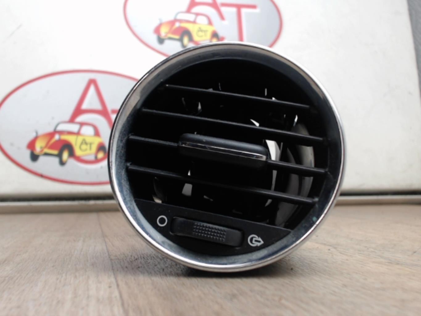 Bocchetta aerazione cruscotto anteriore destra PEUGEOT 308 1 PHASE 1 Diésel - 1