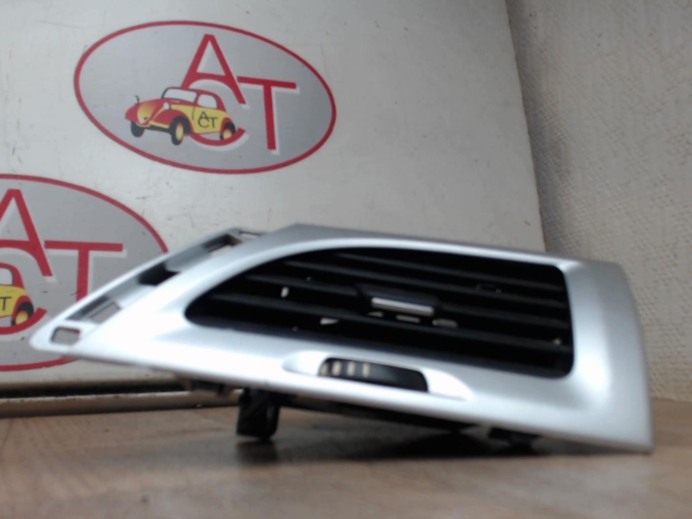 Bocchetta aerazione cruscotto anteriore destra RENAULT MEGANE 3 PHASE 1 Diésel - 1