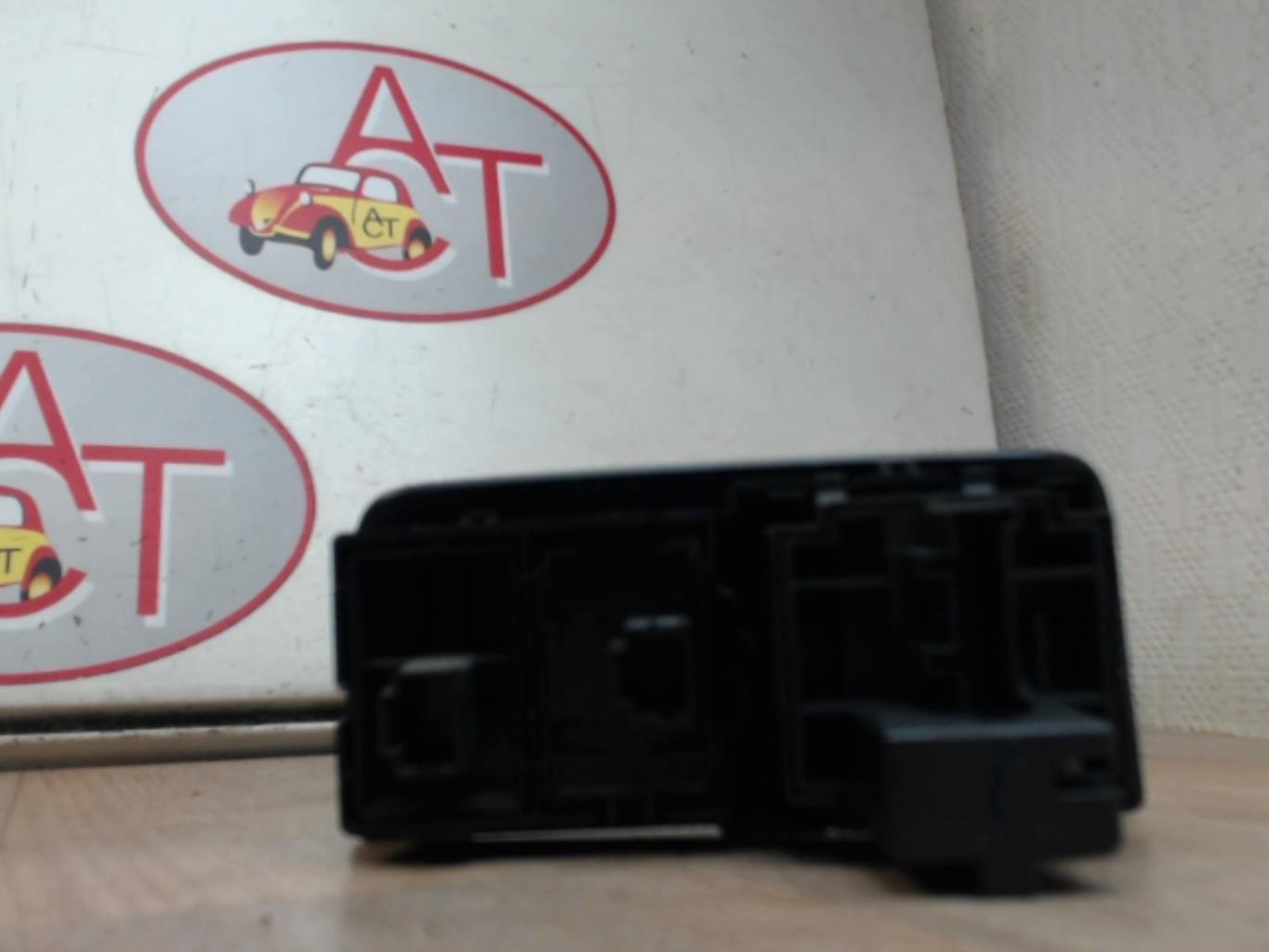 Commande de reglage hauteur de phare RENAULT MEGANE 3 PHASE 1 Diesel - 1