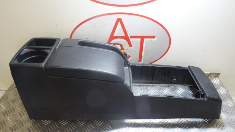 Console central (interieur plastique) MAZDA 5 1 PHASE 1 Essence - 1