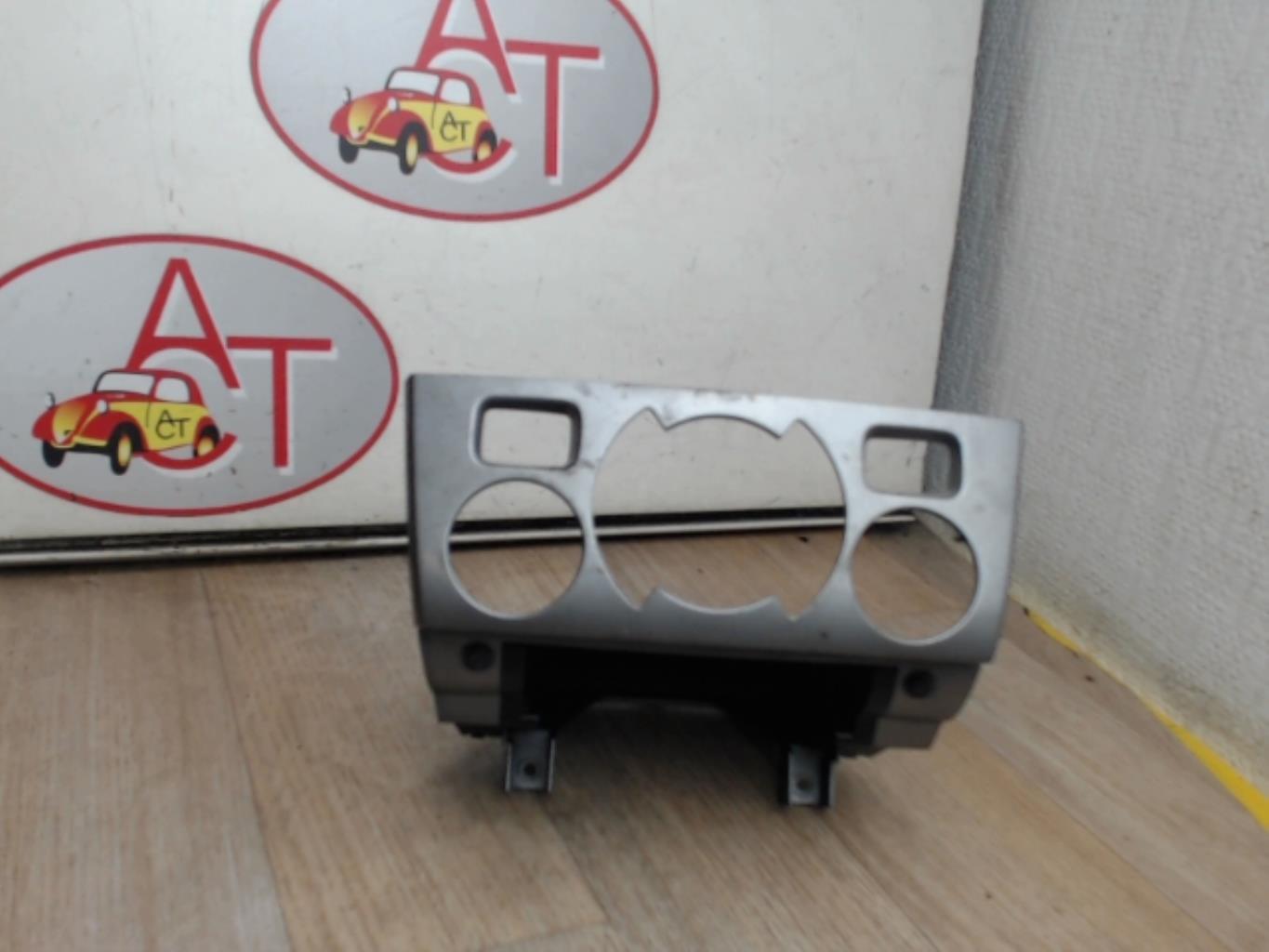 Consolle centrale (interno in plastica) PEUGEOT 308 1 PHASE 1 Diésel - 1