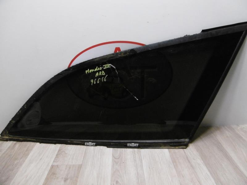 Custode arriere droit FORD MONDEO 3 PHASE 1 BREAK Diesel - 1