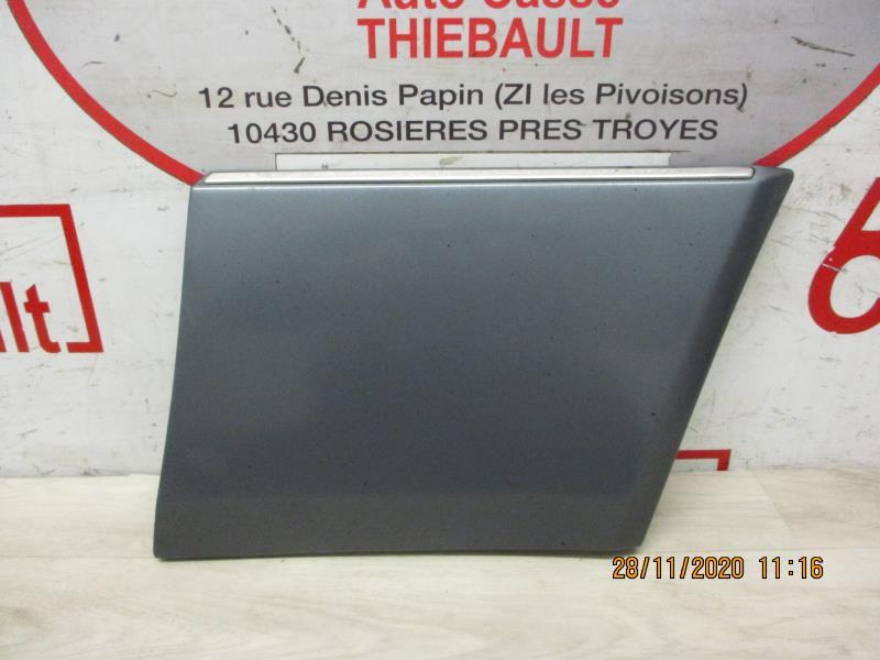 Modanatura portiera anteriore destra MERCEDES 250 W124 PHASE 1 Diésel - 1