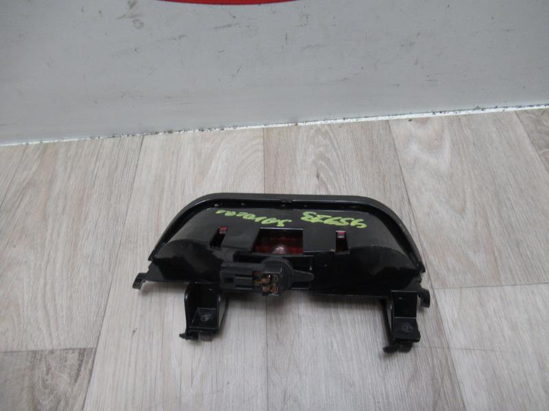 Luce stop centrale DACIA SANDERO 1 Gasolina - 1