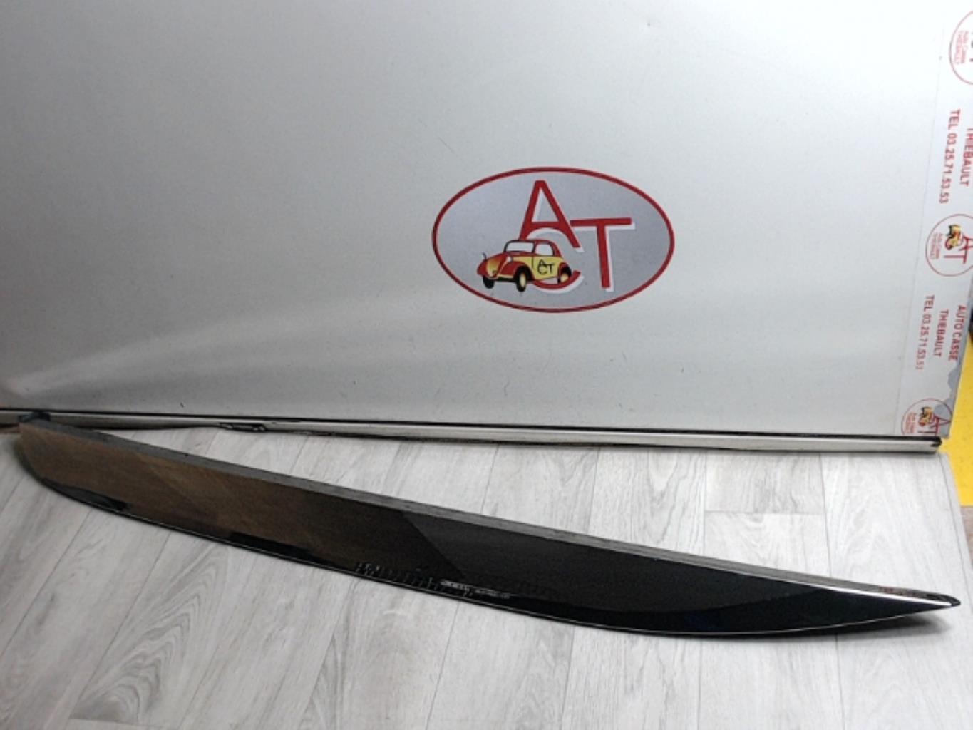 Modanatura portiera posteriore sinistra  PEUGEOT 2008 1 PHASE 2 Diésel - 1