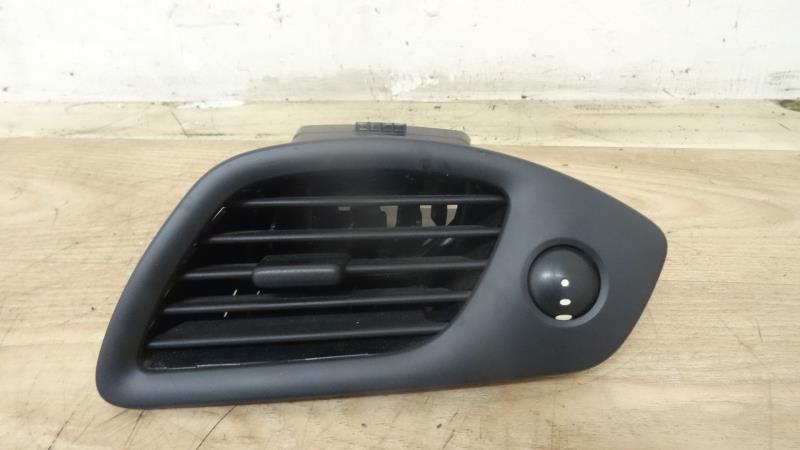 Bocchetta aerazione cruscotto anteriore destra RENAULT SCENIC 3 PHASE 1 Etanol - 1