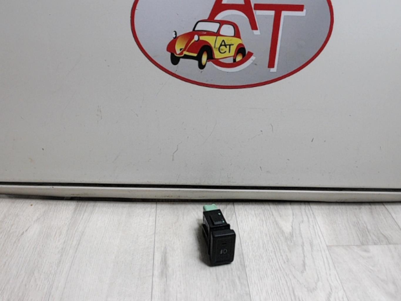 Bouton/Interrupteur SUZUKI SWIFT 3 Diesel - 1