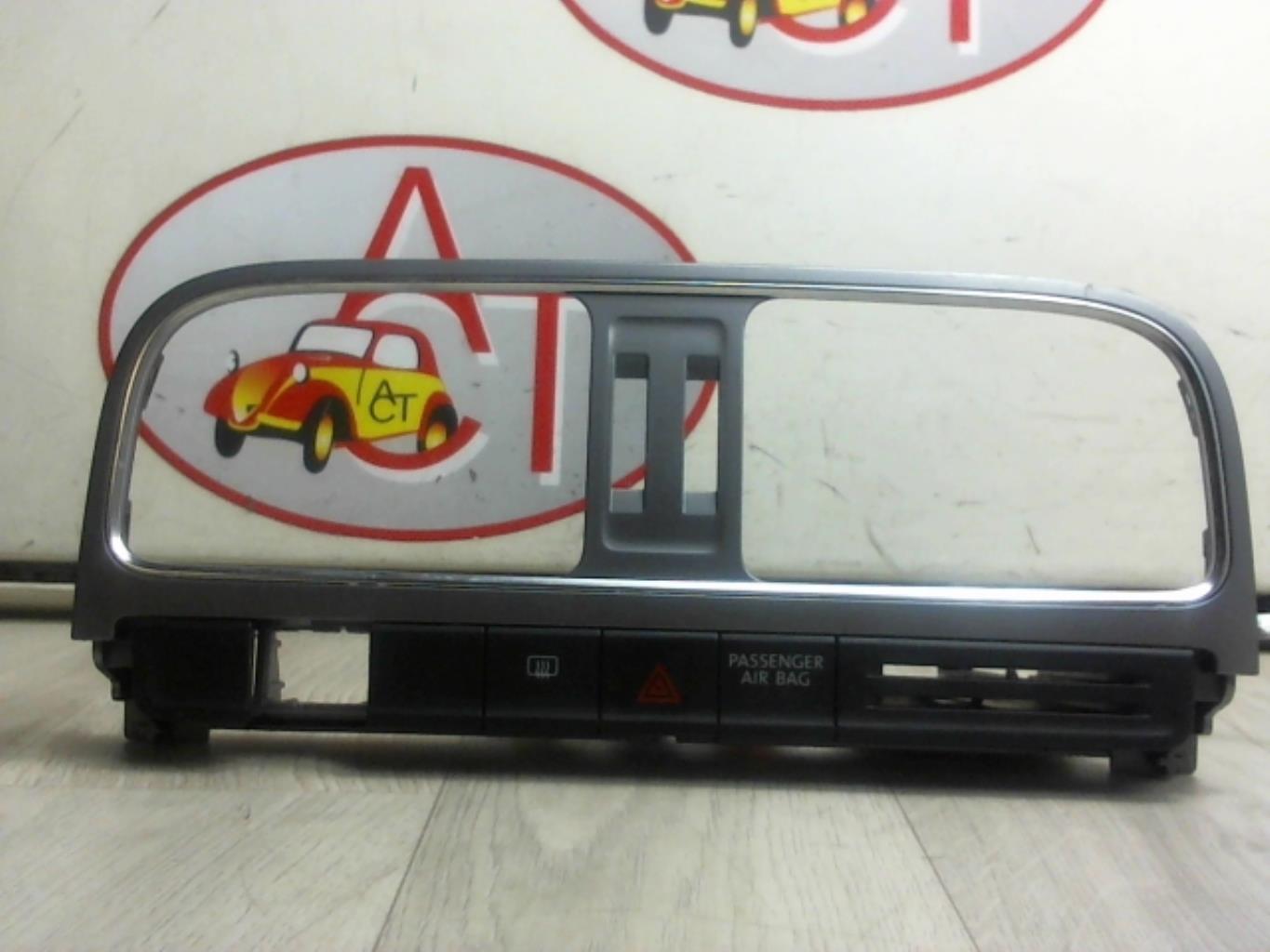 Interruttore luci emergenza VOLKSWAGEN POLO 5 PHASE 2 Gasolina - 1