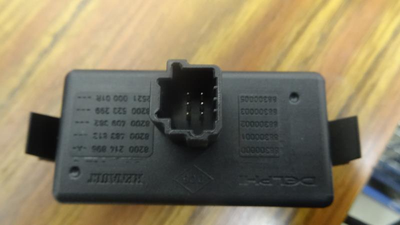 Bouton de warning RENAULT MEGANE 3 PHASE 1 Diesel - 1