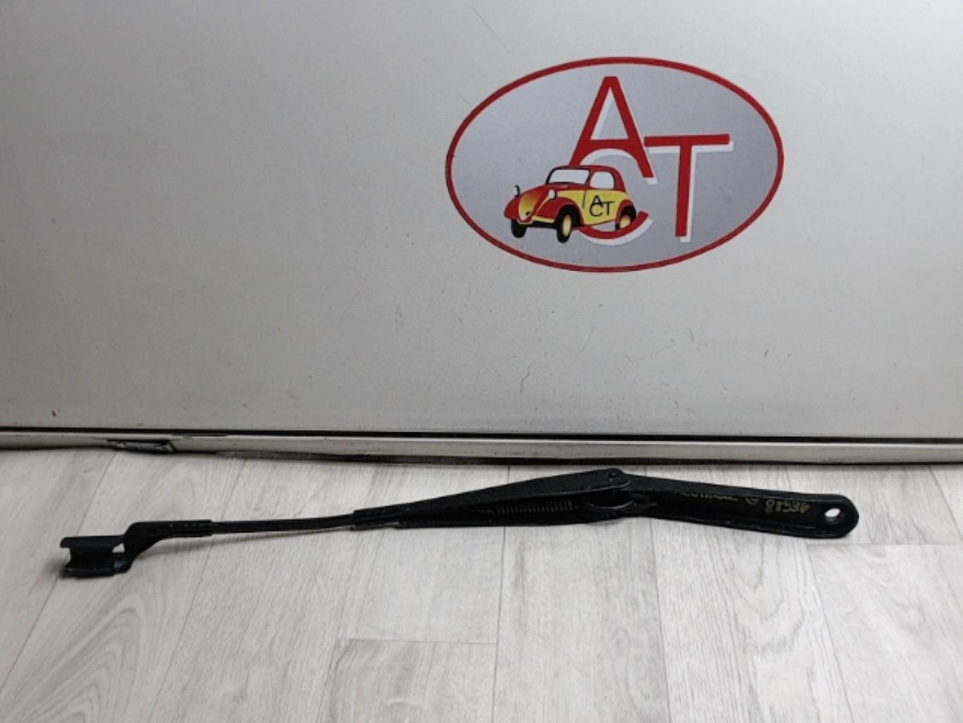 Braccio tergicristallo anteriore sinistro FORD FIESTA 6 PHASE 1 Diésel - 1