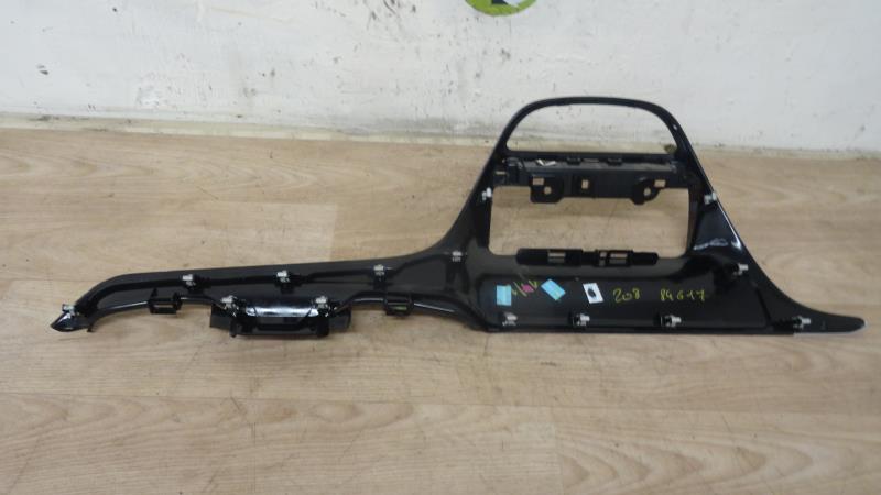 Cornice cruscotto PEUGEOT 208 1 PHASE 1 Diésel - 1