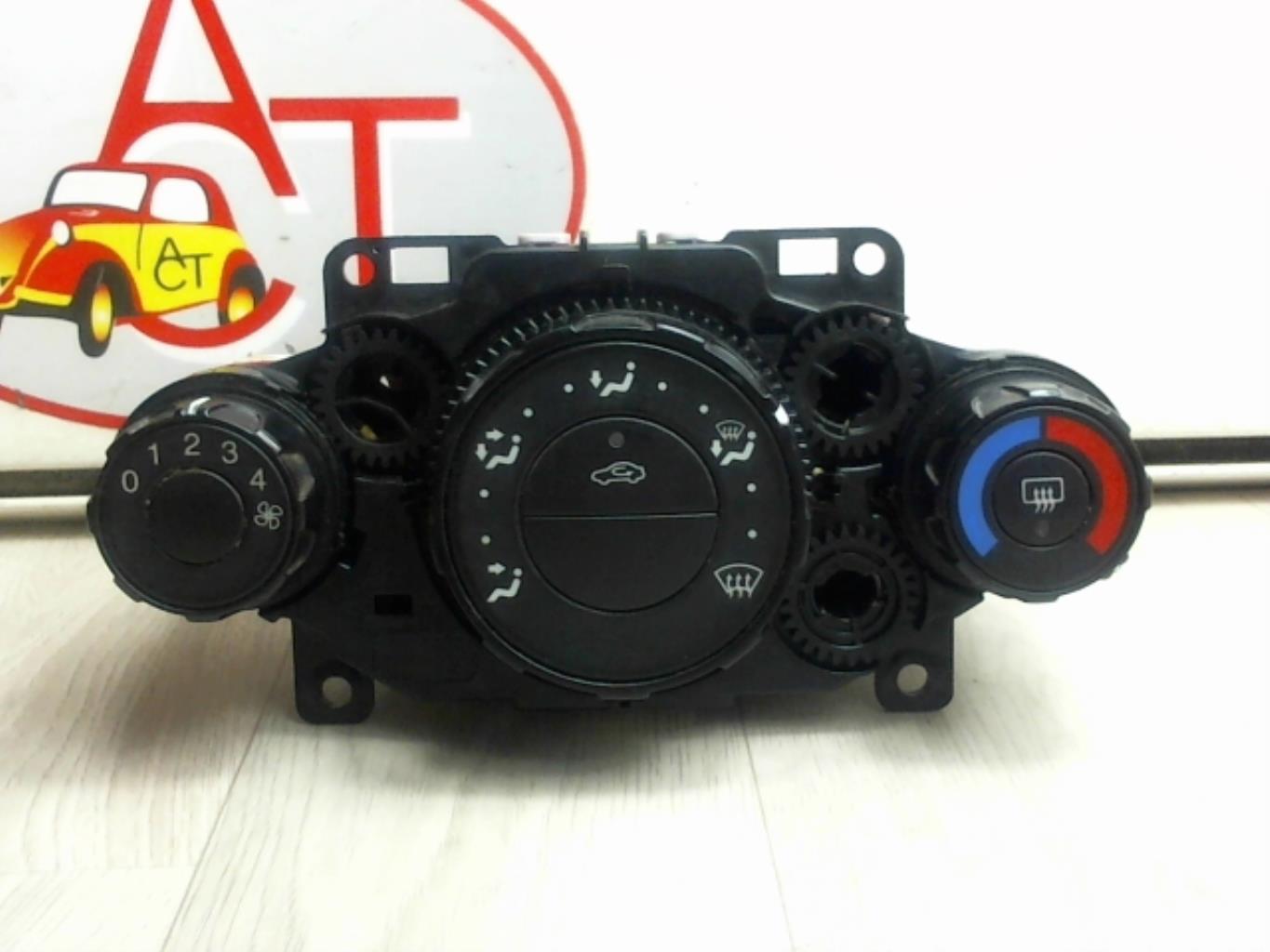 Commande chauffage FORD FIESTA 6 PHASE 1 Diesel - 1