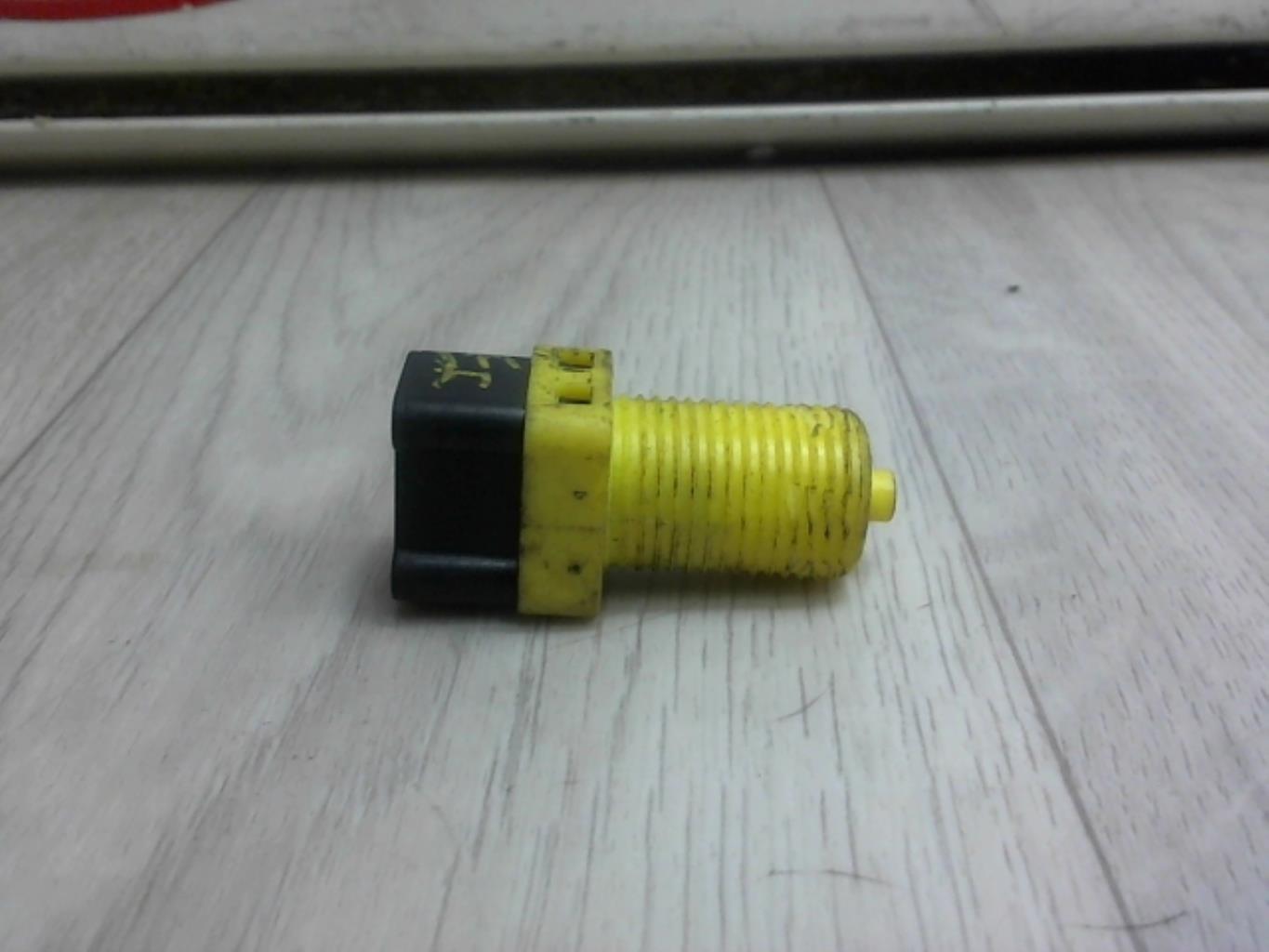 Contattore luce stop RENAULT MEGANE 1 PHASE 1  - 1