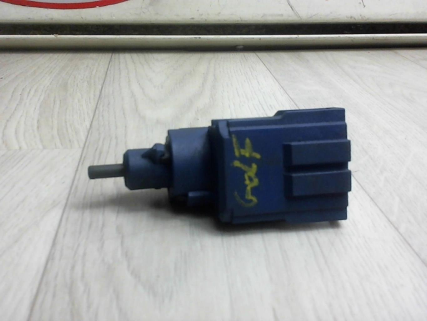 Contattore luce stop VOLKSWAGEN GOLF  - 1