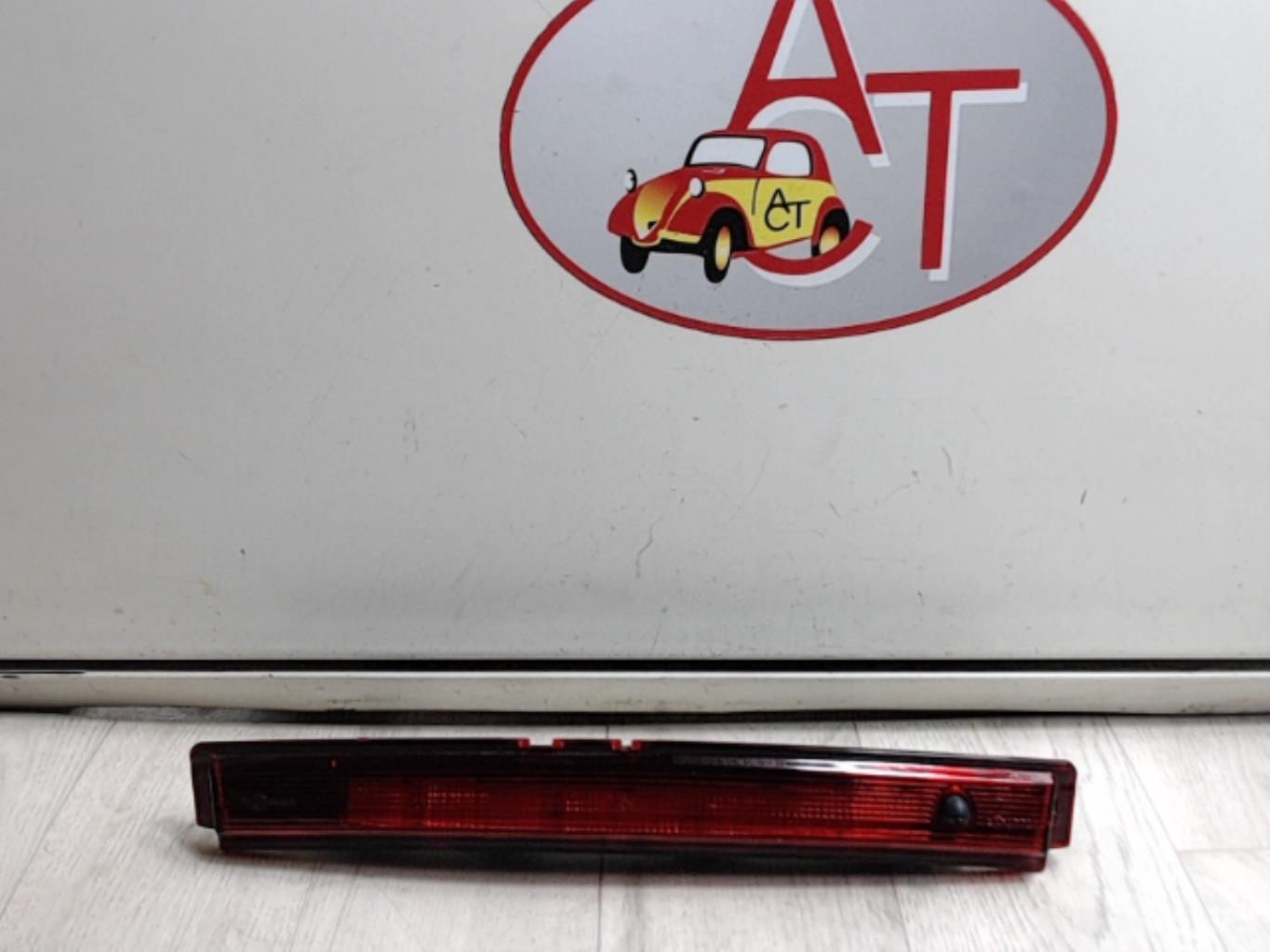 Feu arriere stop central RENAULT CLIO 4 PHASE 2 Diesel - 1