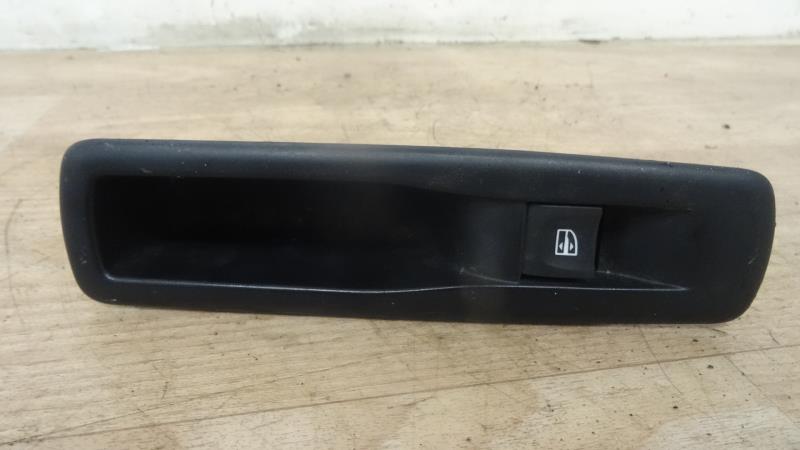 Interruttore lavacristalli posteriore sinistro RENAULT MEGANE 3 PHASE 1 Diésel - 1