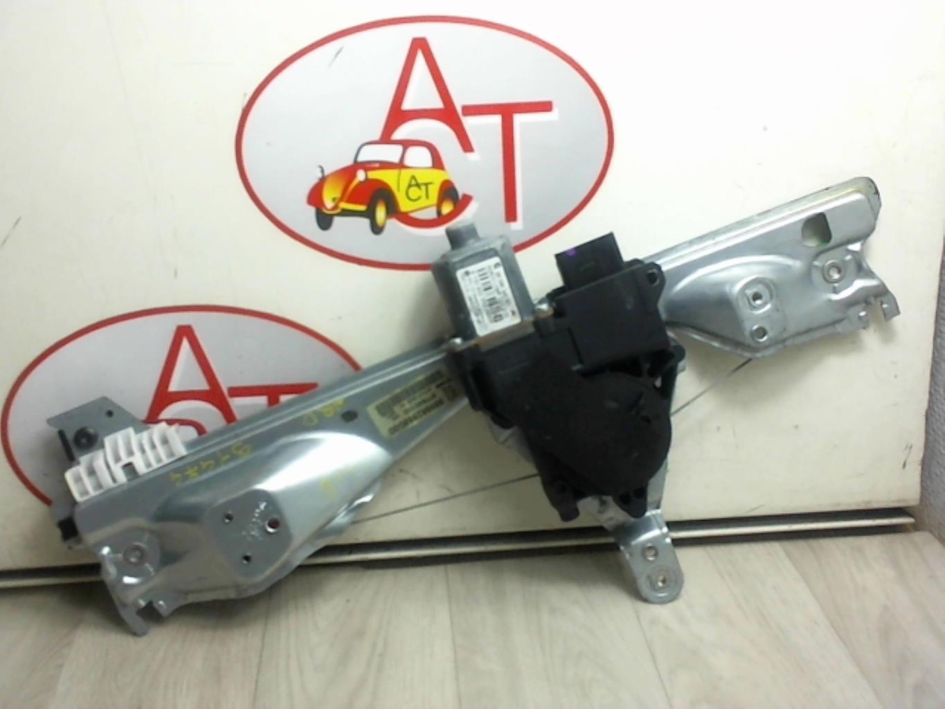 Alzacristalli elettrico posteriore destro PEUGEOT 308 1 PHASE 1 Diésel - 1