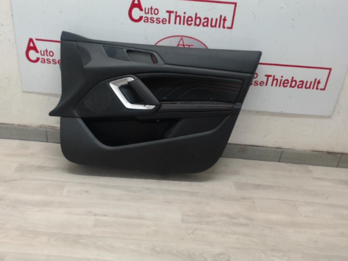 Pannello portiera anteriore destro PEUGEOT 308 2 SW PHASE 1 BREAK Diésel - 1