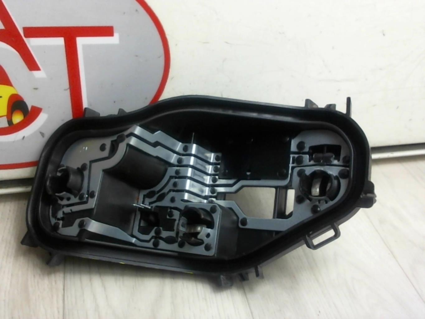 Base portalampade fanale posteriore destro RENAULT TWINGO 3 PHASE 1 Gasolina - 1