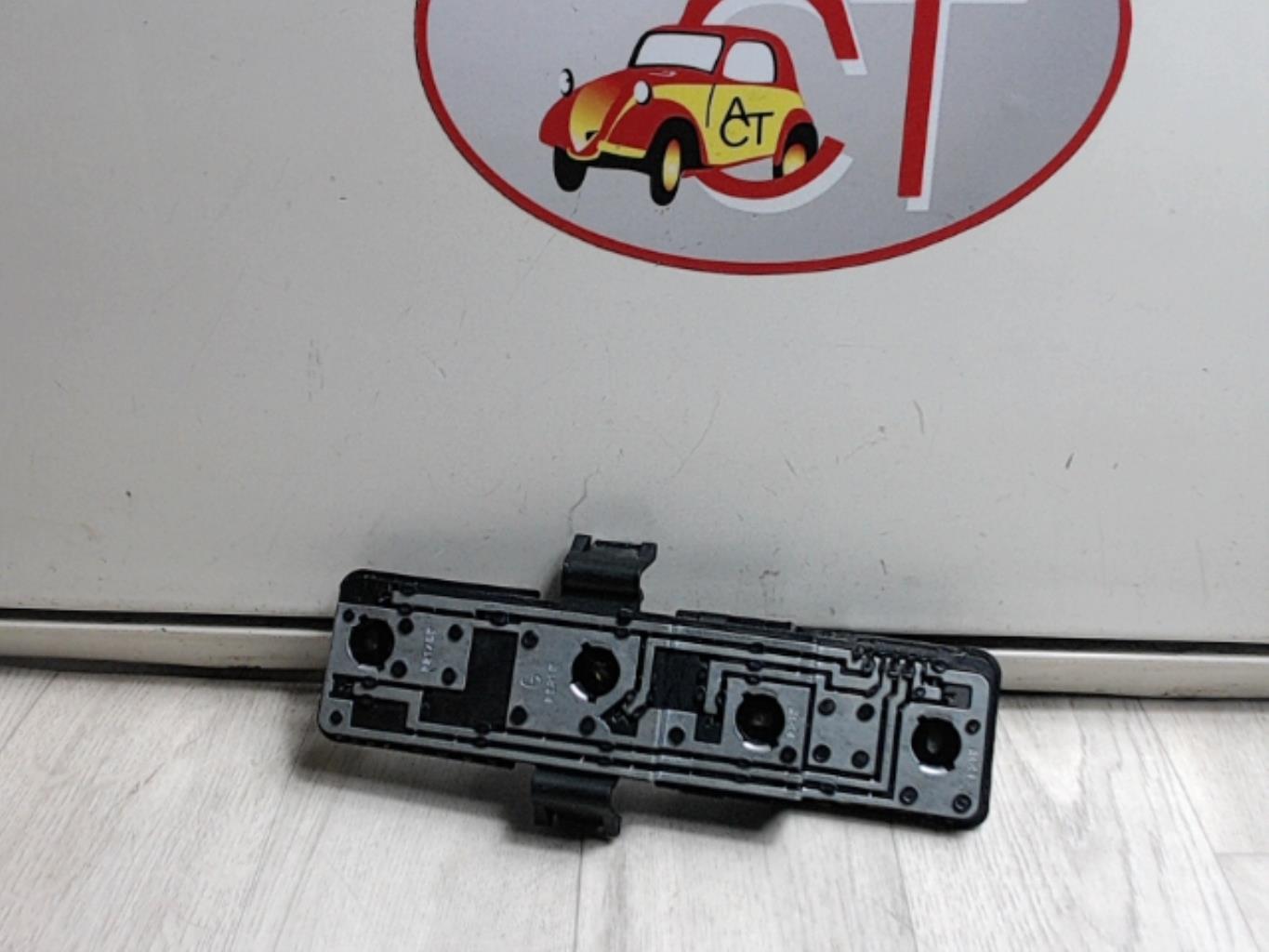 Base portalampade fanale posteriore sinistro CITROEN XSARA PICASSO PHASE 1 Diésel - 1