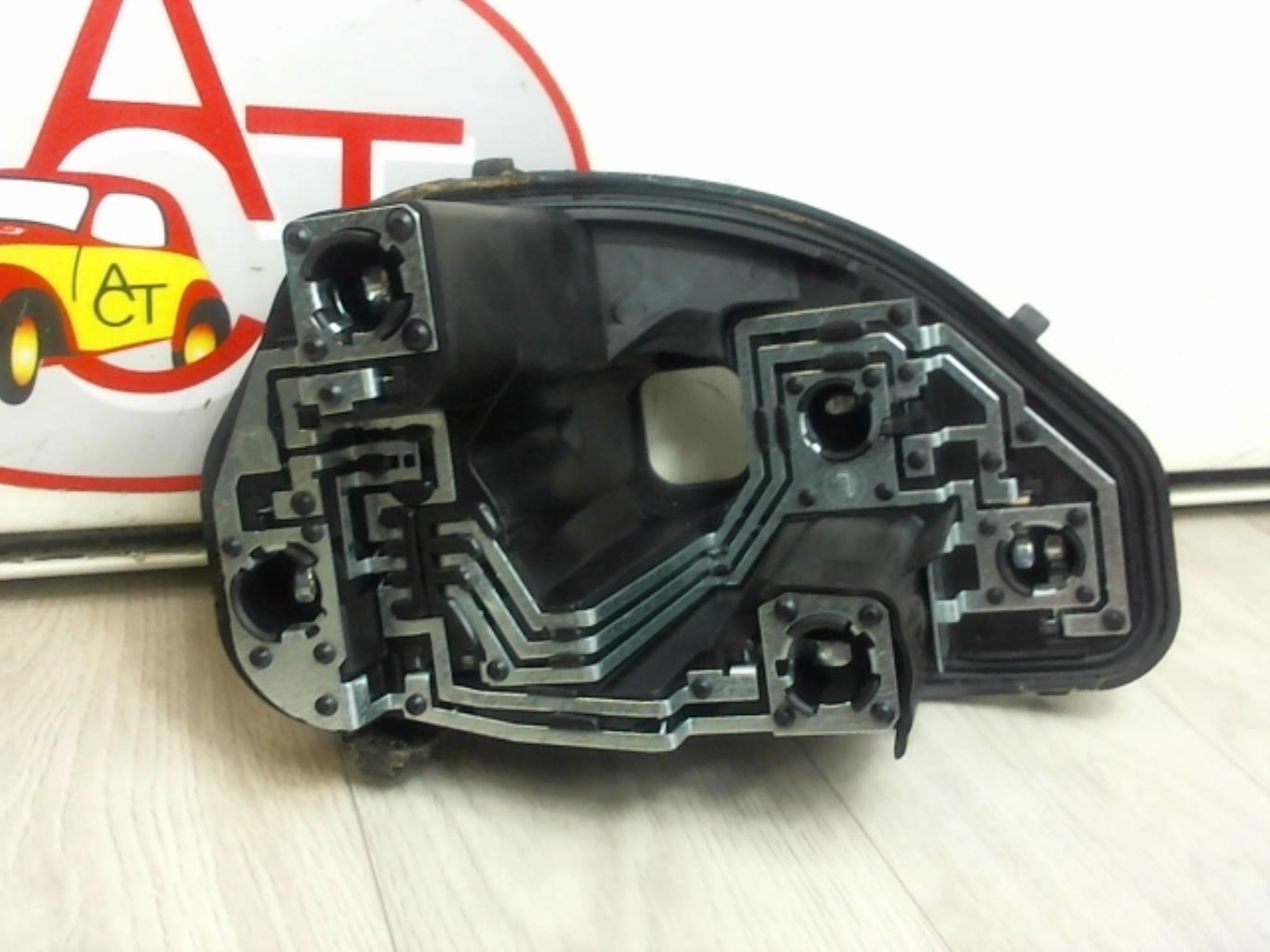 Base portalampade fanale posteriore sinistro SEAT IBIZA 4 PHASE 2 Diésel - 1