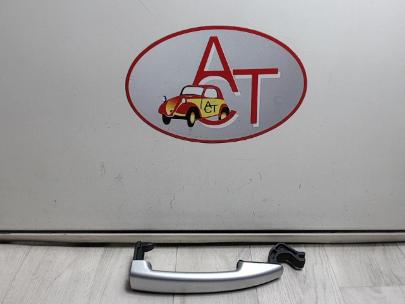 Maniglia portiera posteriore sinistra CITROEN C5 2 Diésel - 1