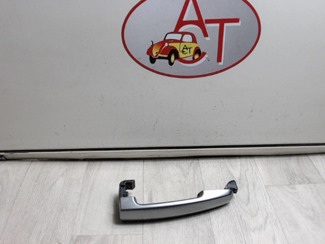 Maniglia portiera posteriore sinistra SUZUKI SWIFT 3 Diésel - 1