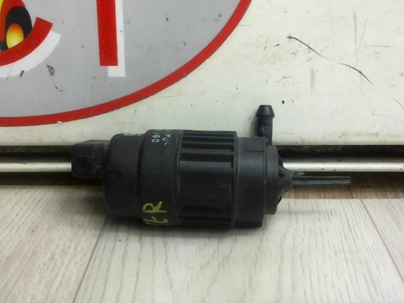 Pompe lave glace avant OPEL SPEEDSTER CABRIOLET Essence - 1