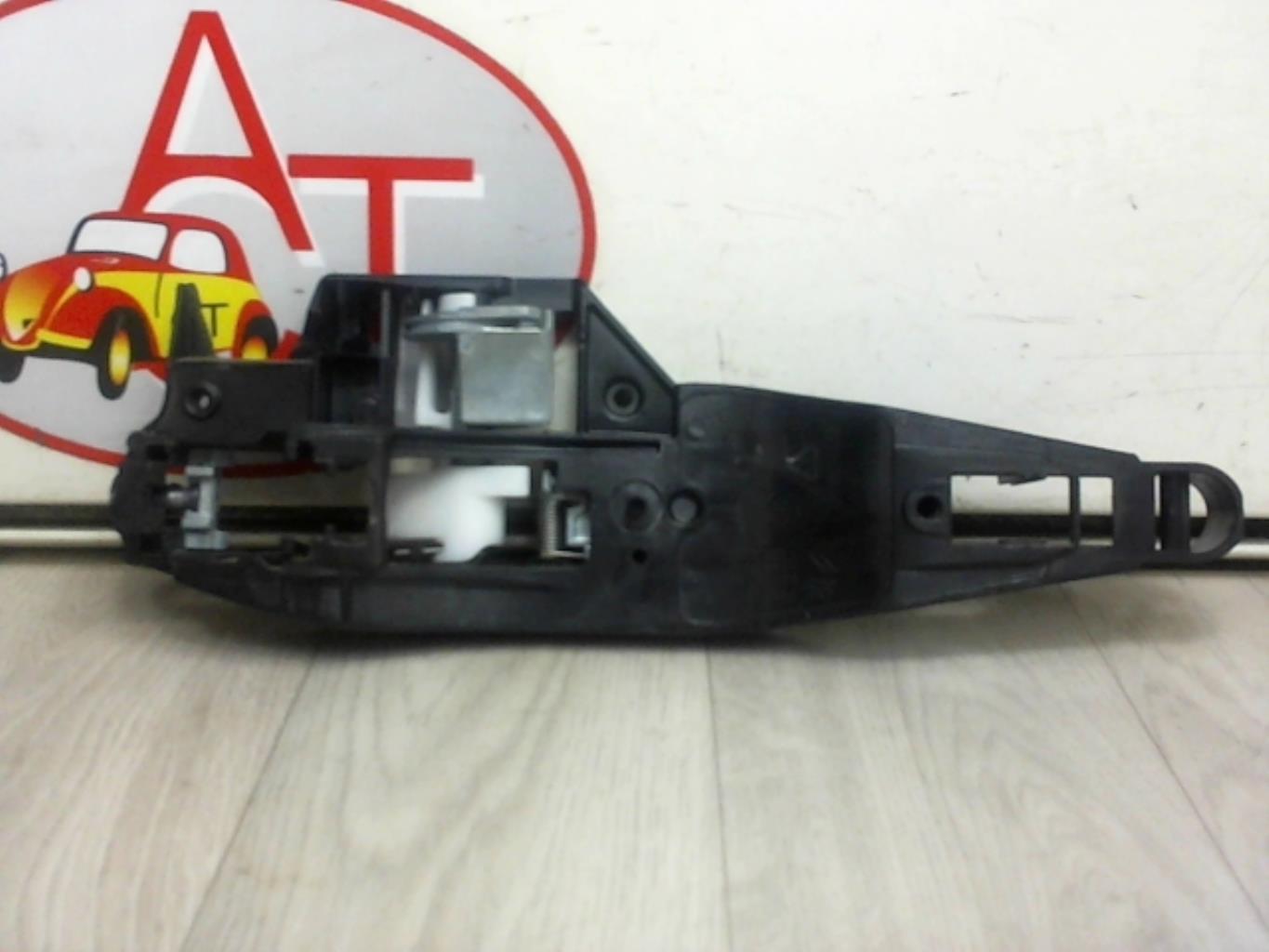 Supporto maniglia portiera posteriore destra PEUGEOT 208 1 PHASE 2 Gasolina - 1