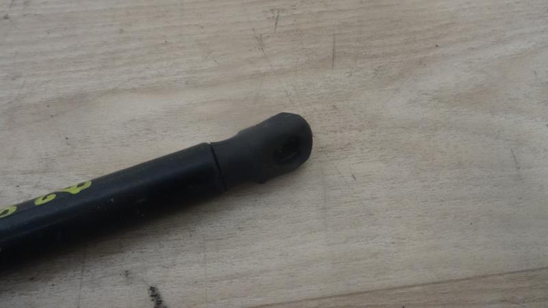 Verin de coffre OPEL CORSA E Essence - 1