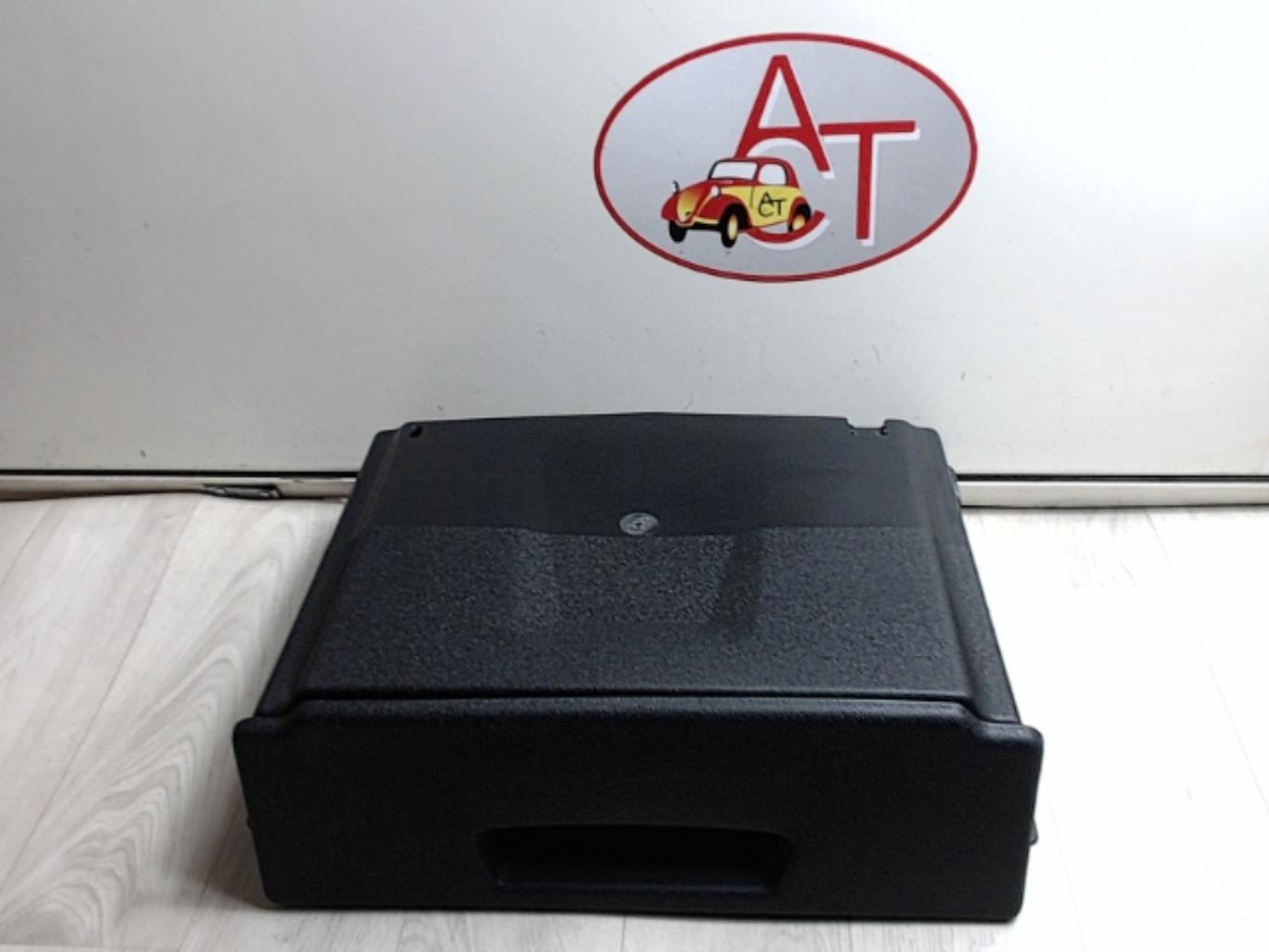 Vide poche avant gauche RENAULT SCENIC 3 PHASE 1 Ethanol - 1