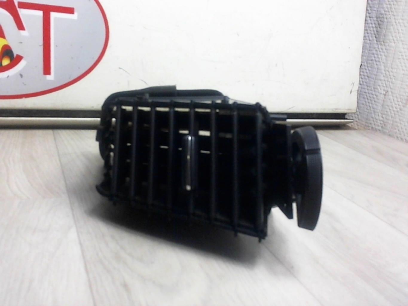 Bocchetta aerazione cruscotto MITSUBISHI GRANDIS Diésel - 1