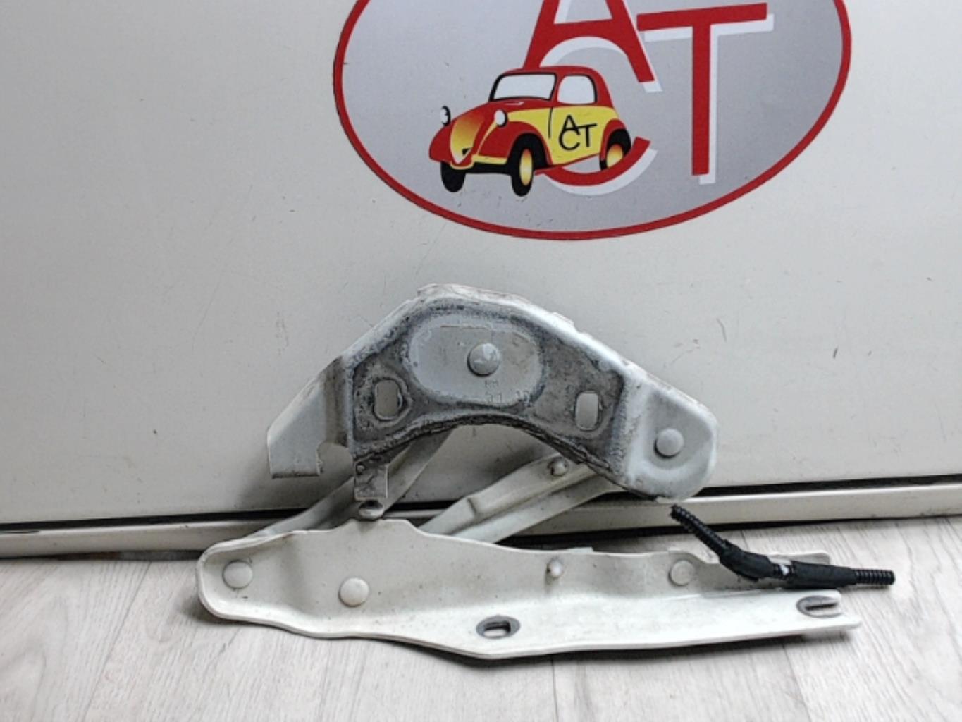 Charniere de capot AUDI A1 1 PHASE 1 Essence - 1