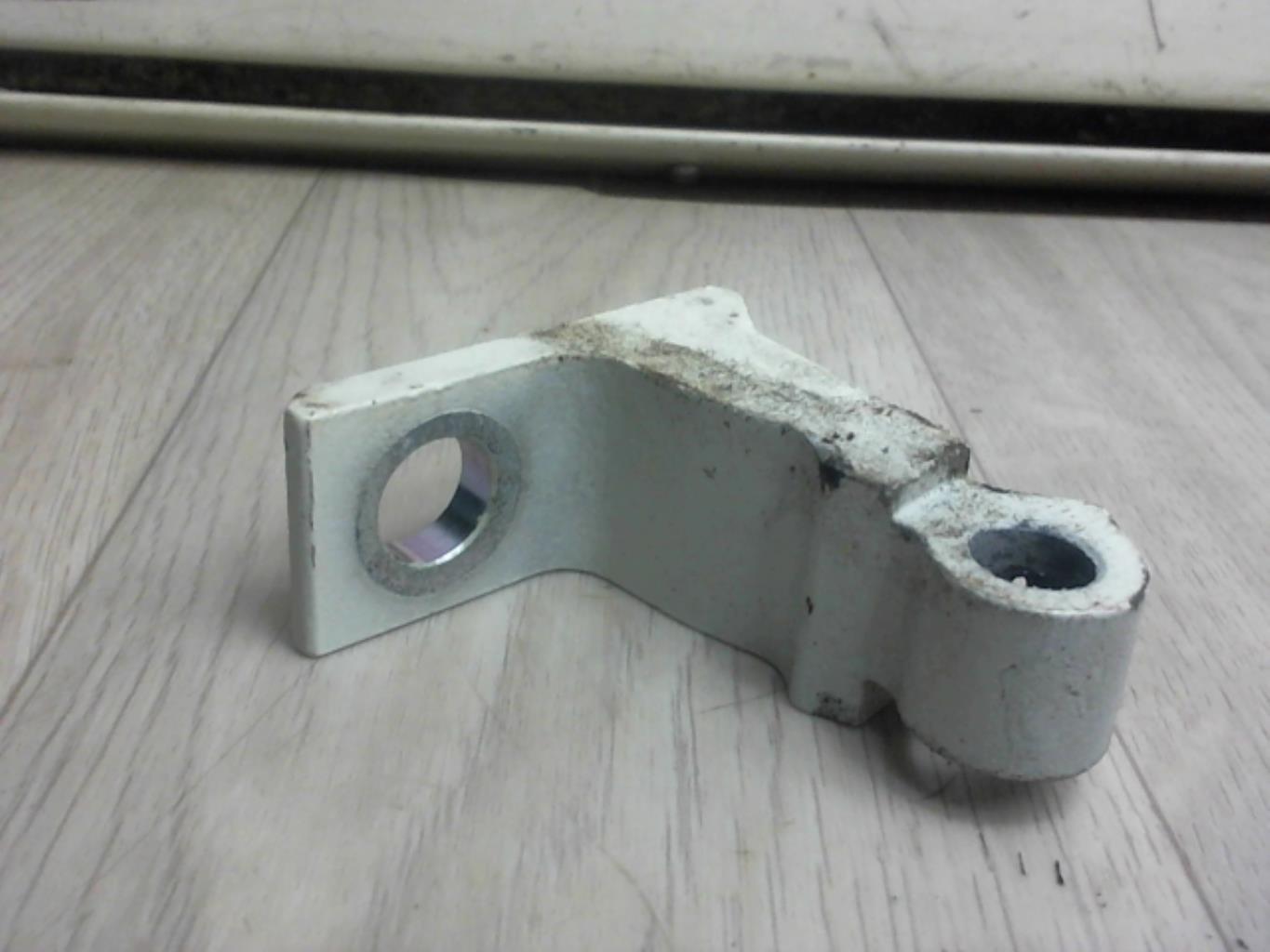 Charniere de porte avant droit AUDI A1 1 PHASE 1 Essence - 1