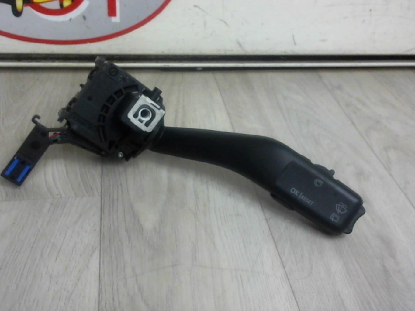 Commodo d'essuie glaces VOLKSWAGEN GOLF 5 Diesel - 1