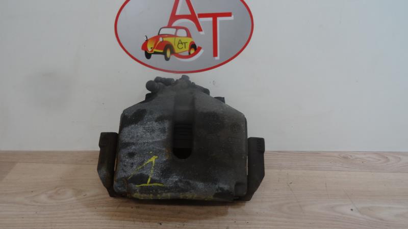Etrier avant droit (freinage) AUDI A1 1 PHASE 1 Essence - 1