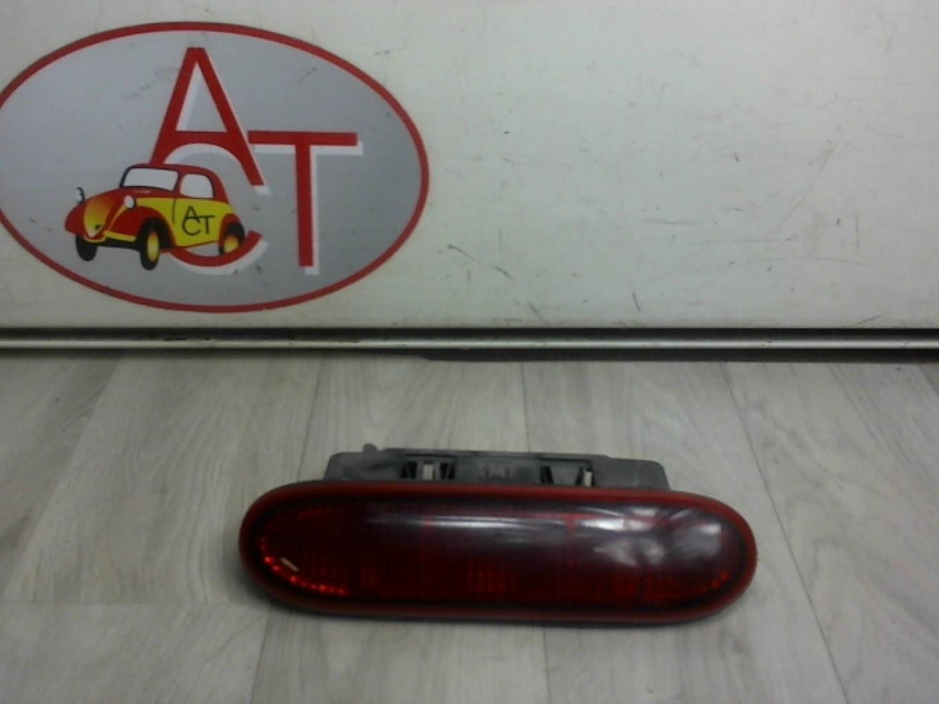Feu arriere stop central RENAULT CLIO 1 PHASE 3 Essence - 1