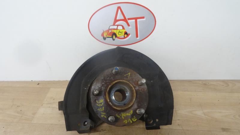 Fusee avant gauche MITSUBISHI GRANDIS Diesel - 1