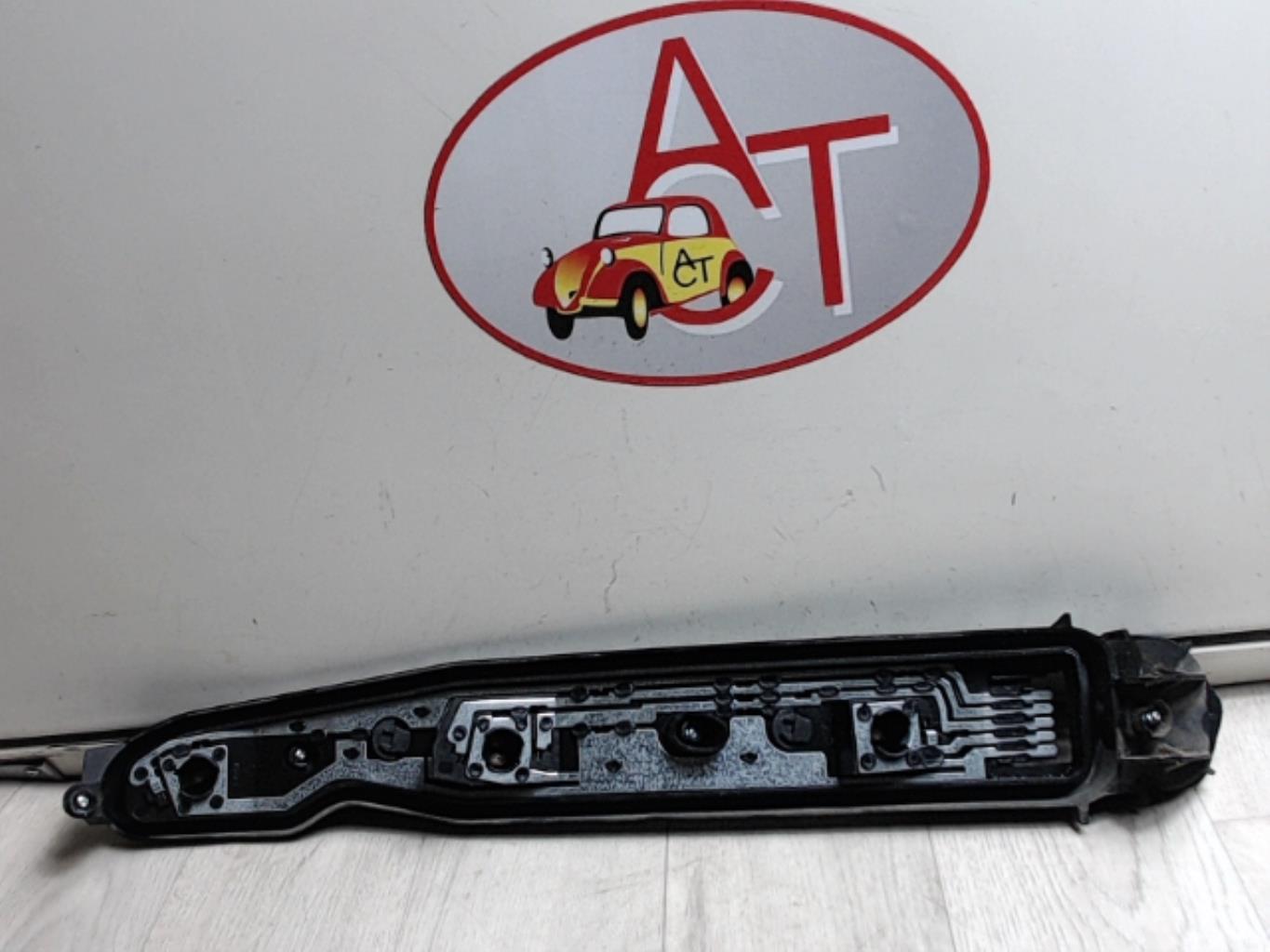 Base portalampade fanale posteriore destro OPEL CORSA C PHASE 1 Gasolina - 1