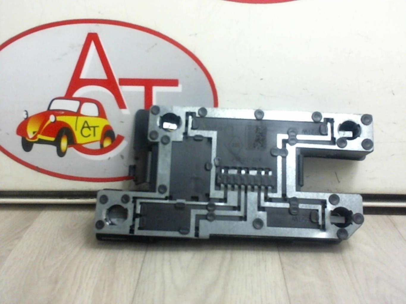 Base portalampade fanale posteriore destro RENAULT CLIO 1 PHASE 1 Gasolina - 1