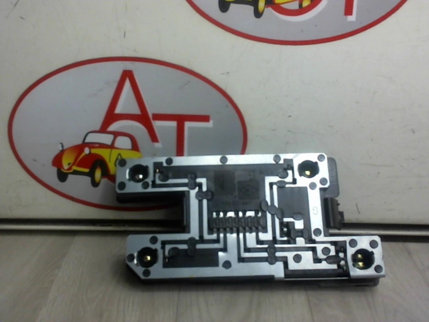 Base portalampade fanale posteriore sinistro RENAULT CLIO 1 PHASE 1 Gasolina - 1