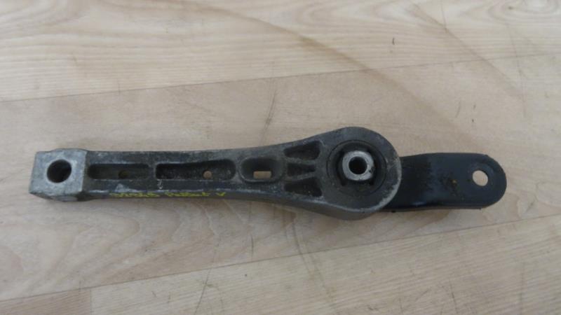 Support de boite VOLKSWAGEN PASSAT 5 Essence - 1