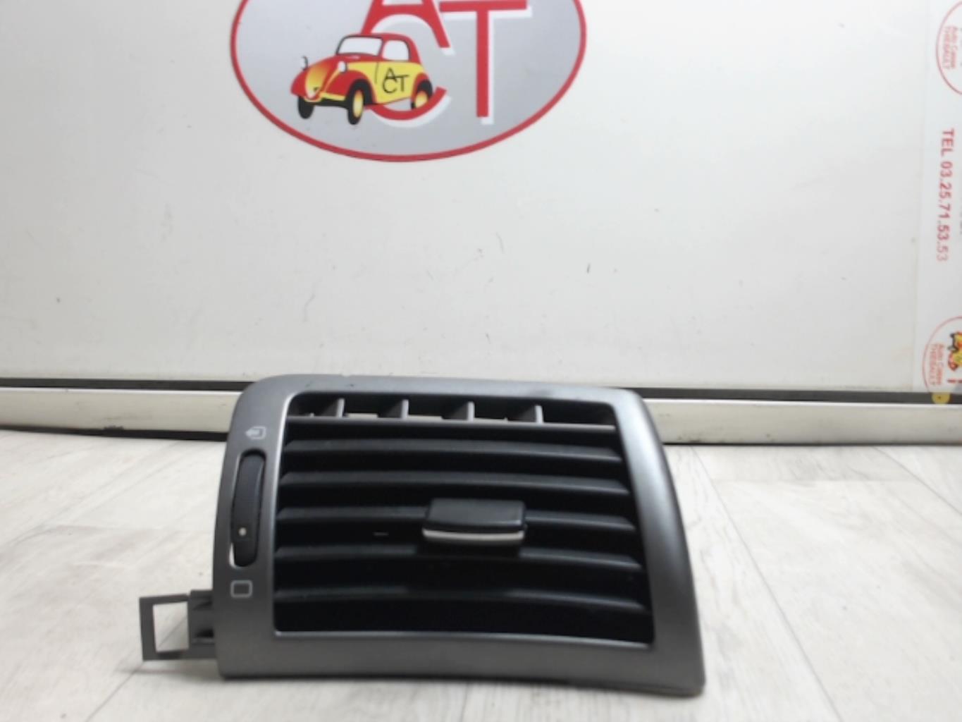 Bocchetta aerazione cruscotto anteriore destra PEUGEOT 407 PHASE 1 Diésel - 1