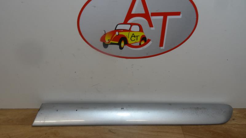 Modanatura portiera posteriore sinistra  VOLKSWAGEN GOLF 5 Diésel - 1