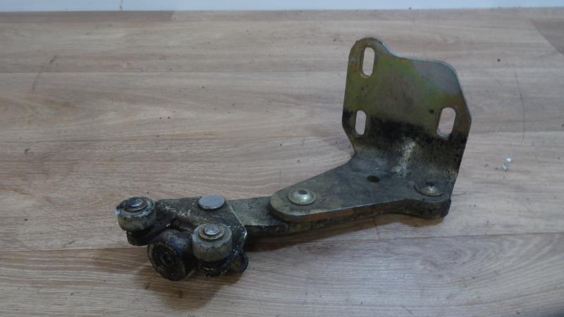 Cerniera portiera posteriore destra VOLKSWAGEN TRANSPORTER 4 PHASE 2 Diésel - 1