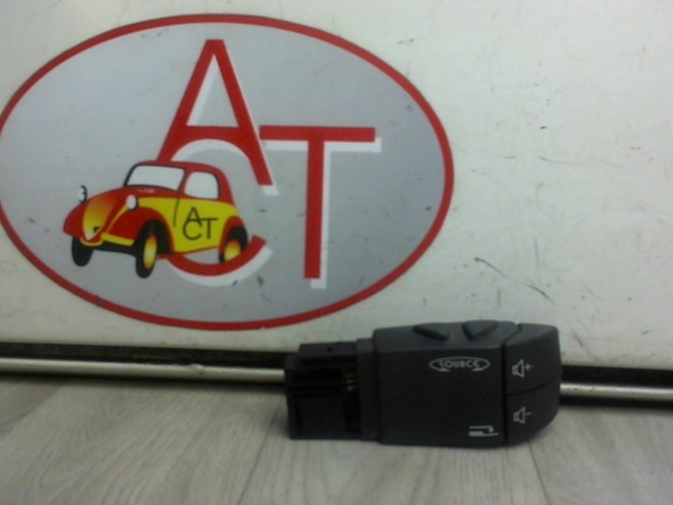 Commande autoradio RENAULT TWINGO 2 PHASE 1 Essence - 1