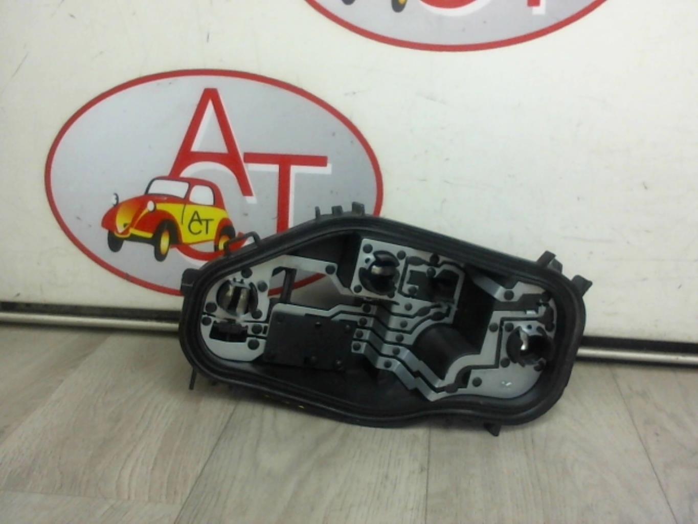 Base portalampade fanale posteriore destro RENAULT TWINGO 3  - 1