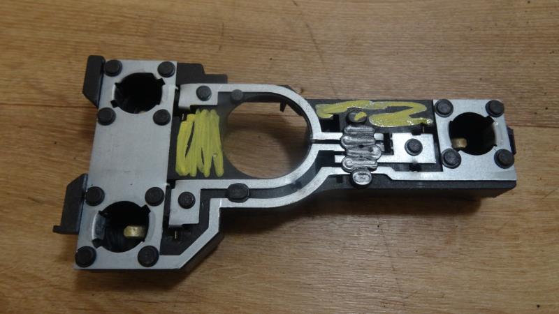 Base portalampade fanale posteriore destro RENAULT LAGUNA 2 PHASE 2 Gasolina - 1
