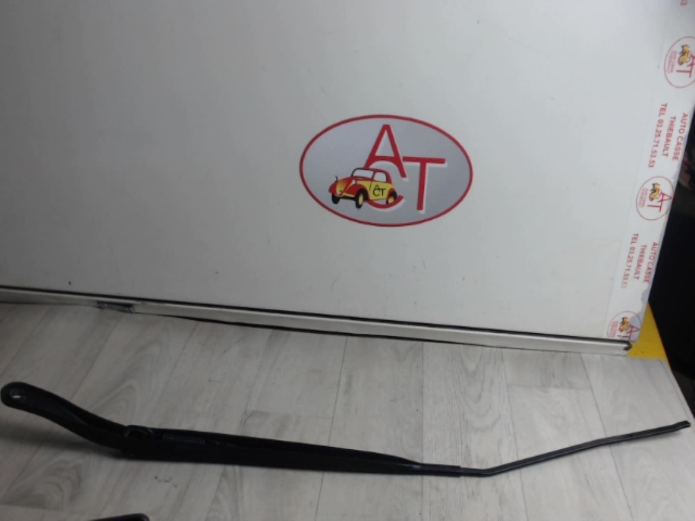 Braccio tergicristallo anteriore destro RENAULT MEGANE 3 PHASE 1 Diésel - 1