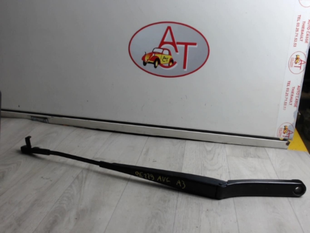 Braccio tergicristallo anteriore sinistro AUDI A3 2 PHASE 1 Diésel - 1